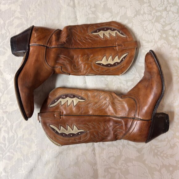 Vintage Acme Women’s Cowboy Boots – Size 8 – Tan Leather Western Boots - Picture 8 of 11